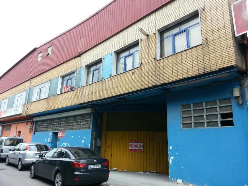 Industrial buildings for sale in Nuevos Roces
