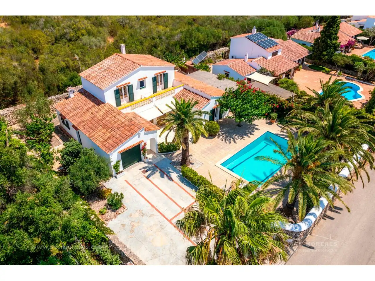 Maison rustique avec piscine à vendre à Trebalúger