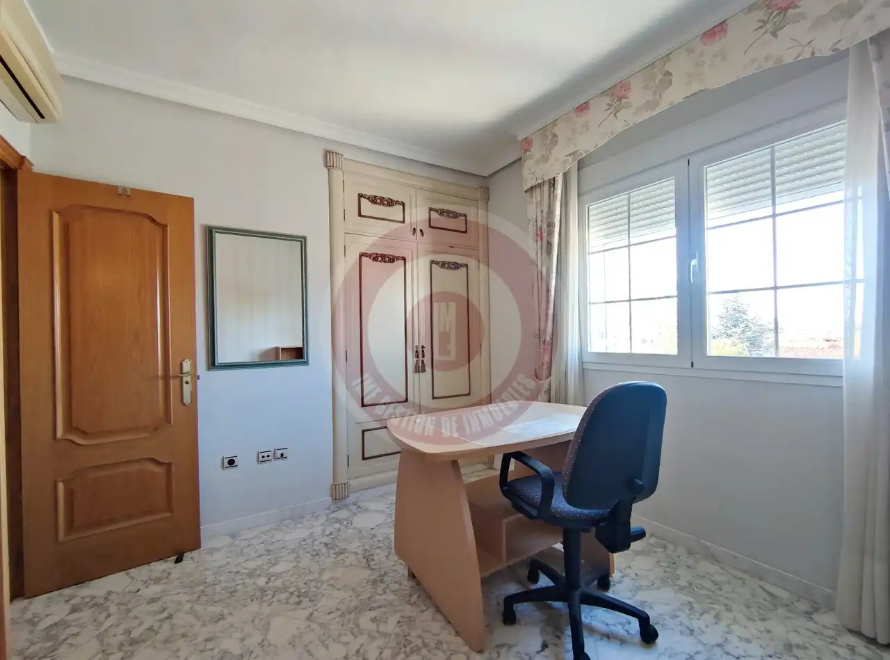 Habitación de Casa o chalet en venta en Vélez-Málaga con Aire acondicionado, Jardín privado y Terraza