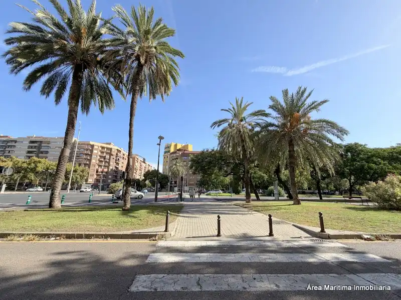 Außenansicht von Dachboden zur Miete in Valencia mit Klimaanlage, Heizung und Terrasse