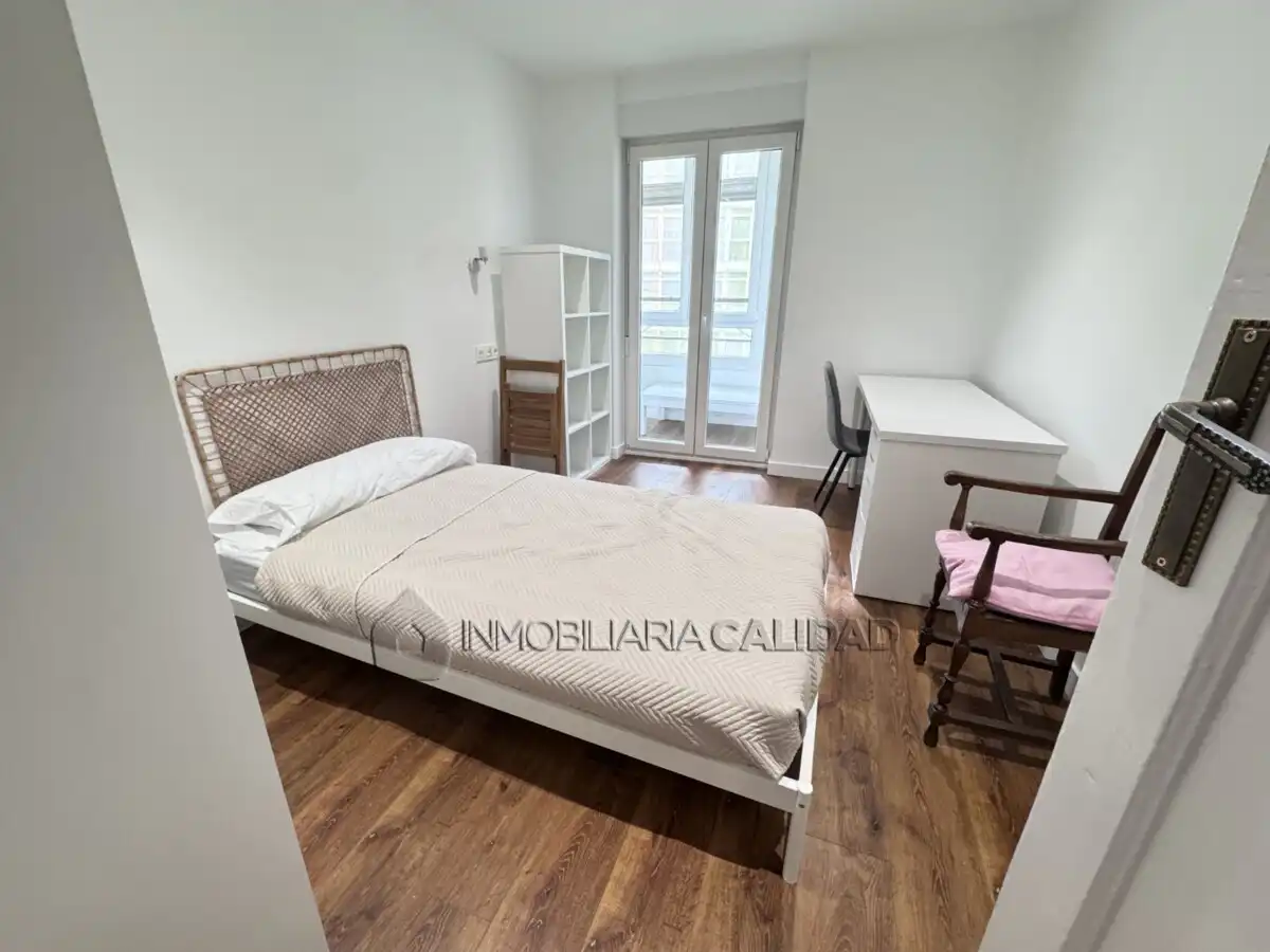 Bedroom of Flat for rent in Burgos  with Heating and Terrace