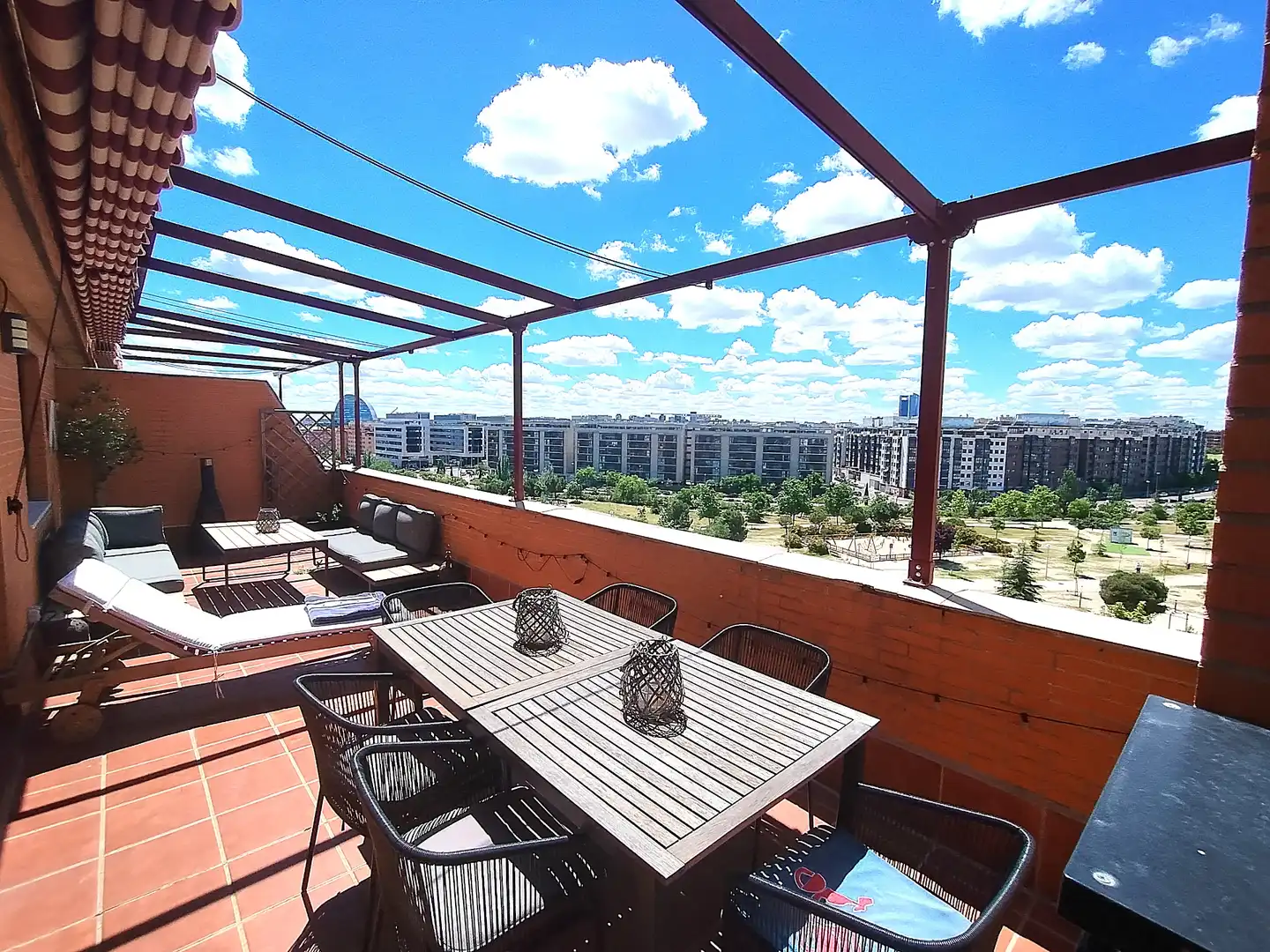 Terrasse von Dachboden zum Verkauf in Madrid mit Terrasse, Abstellraum und Gemeinschaftspool