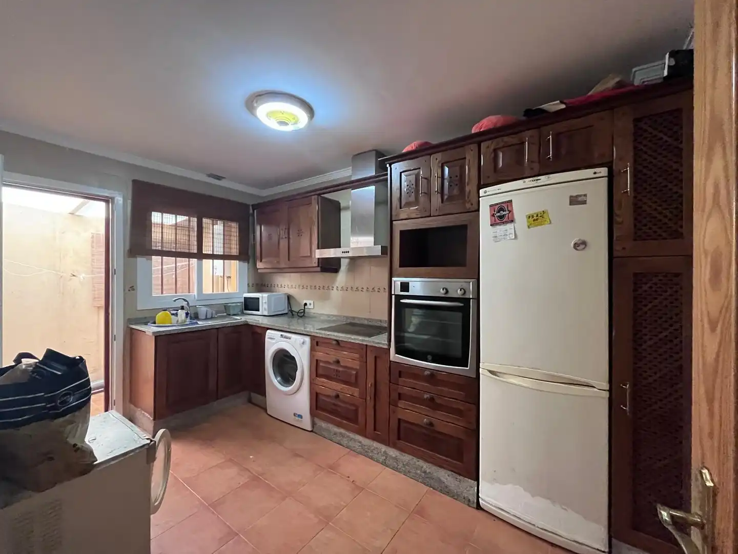 Kitchen of Houses for sale in Algeciras  with Storage room