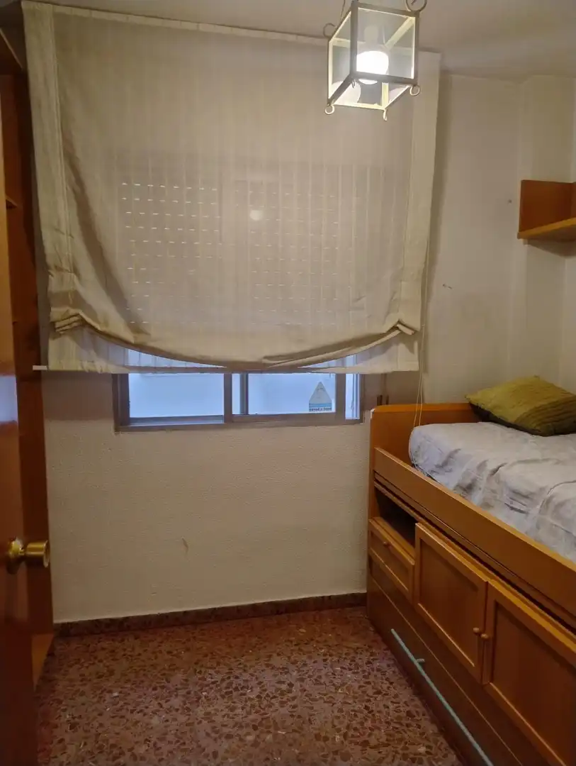 Bedroom of Flat for rent in Córdoba  with Air Conditioner, Terrace and Furnished