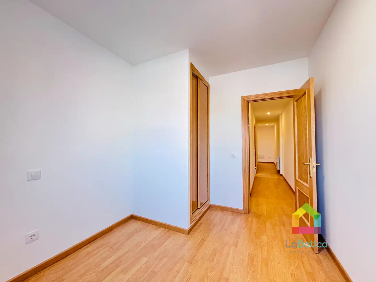 Bedroom of Flat for sale in Ajofrín  with Oven and Washing machine