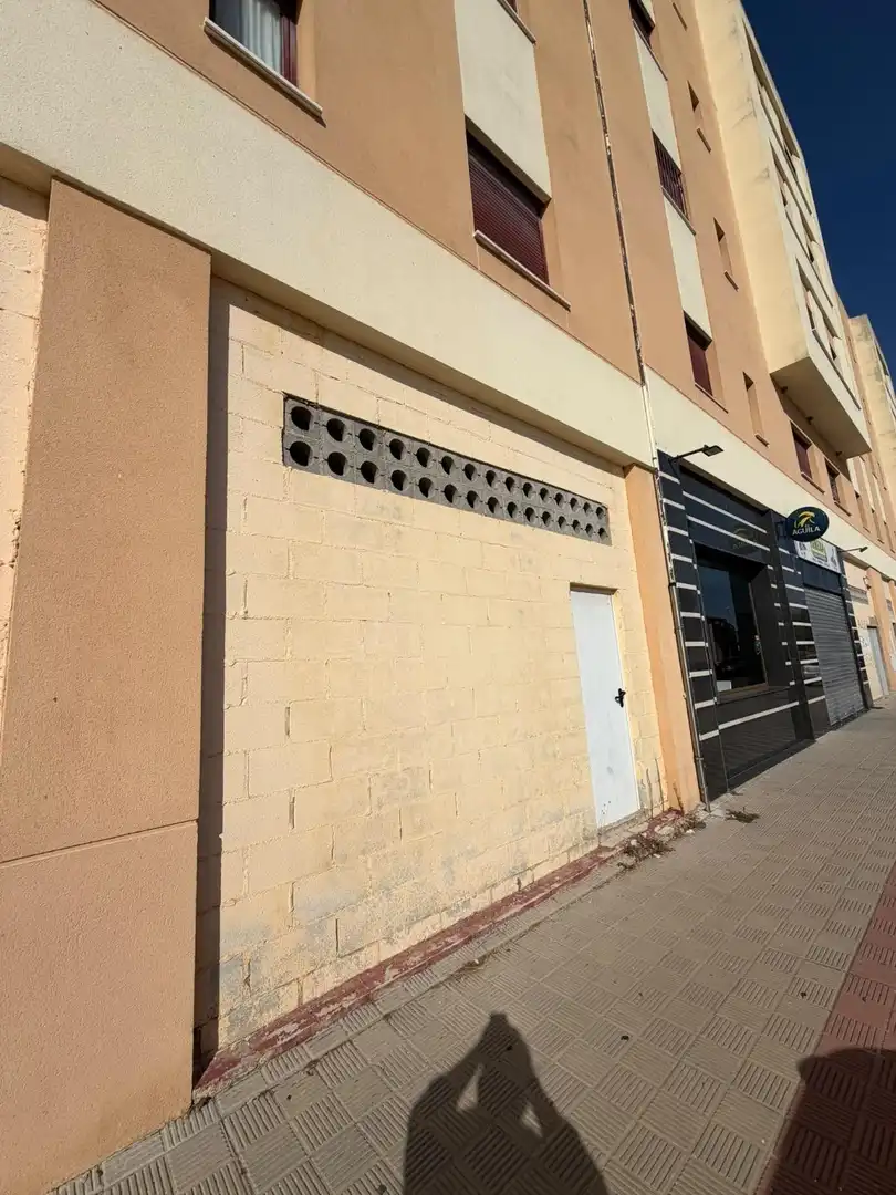 Gewerbefläche zum Verkauf in Utrera ciudad