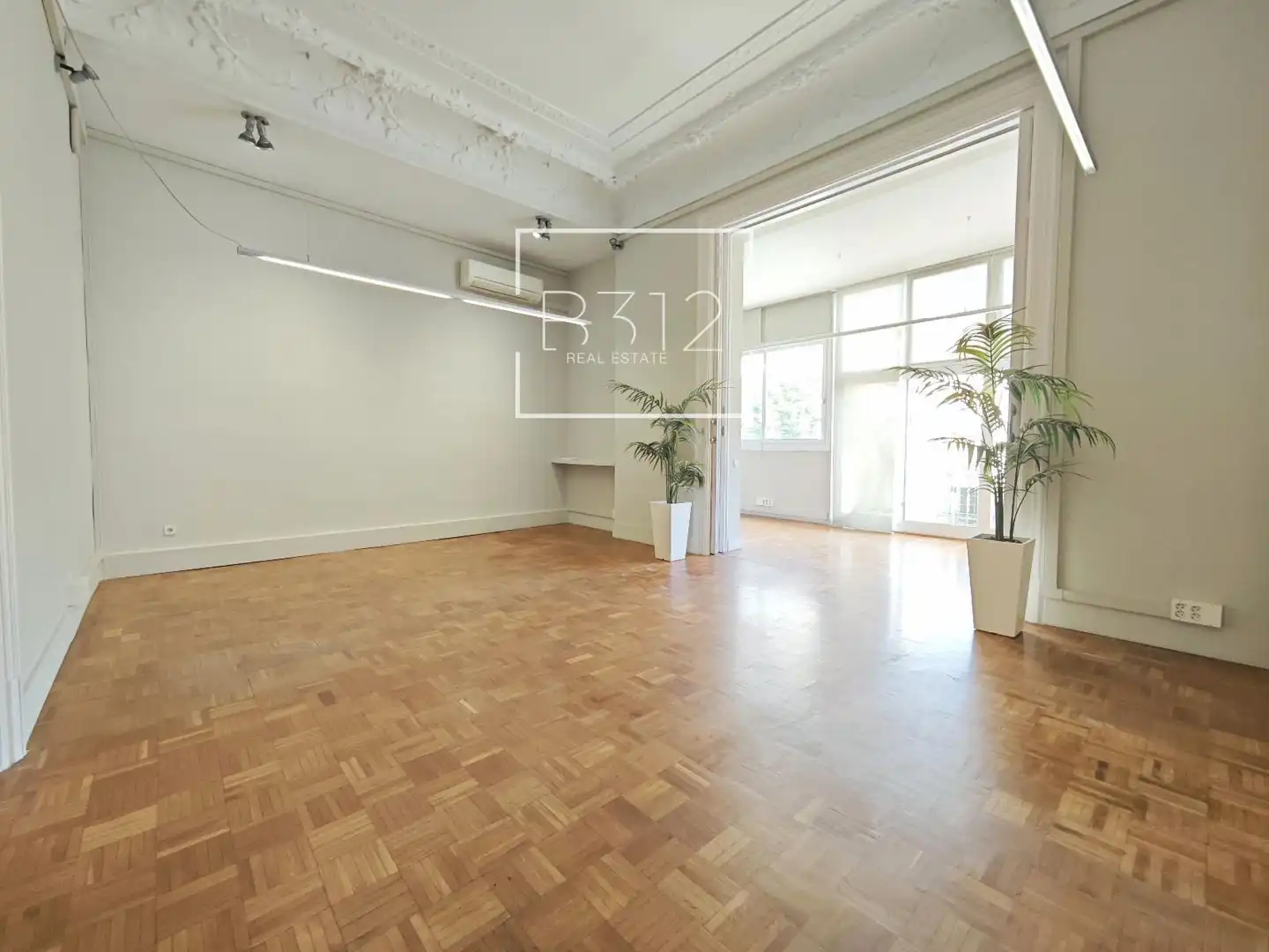 Sala de estar de Oficina de alquiler en Barcelona con Aire acondicionado, Calefacción y Trastero