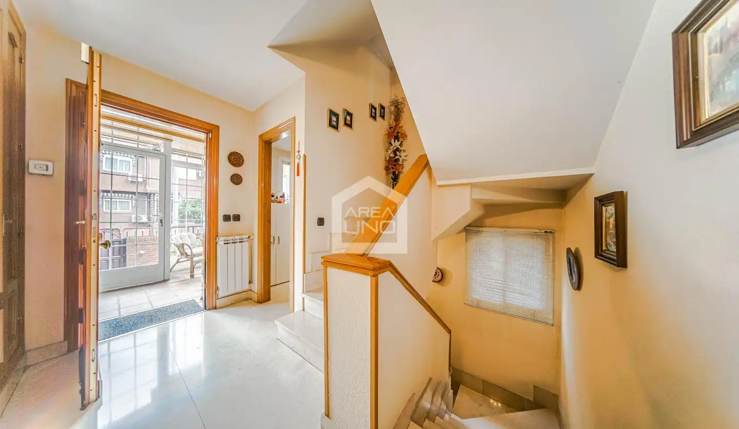 Casa adosada en venda en Alcorcón amb Aire condicionat, Calefacció i Parquet