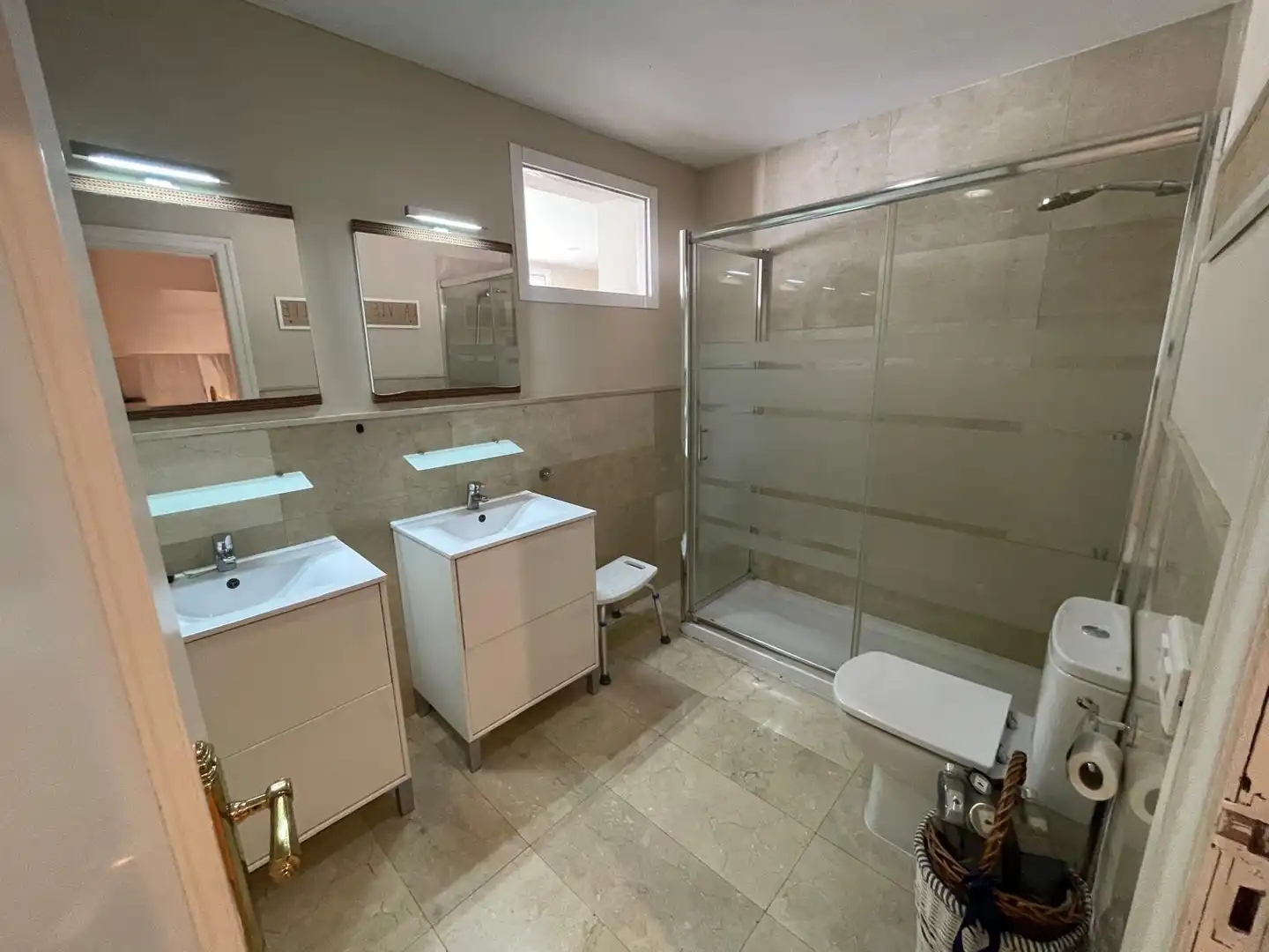 Bathroom of Duplexes for rent in Zaragoza  with Air Conditioner, Heating and Parquet flooring