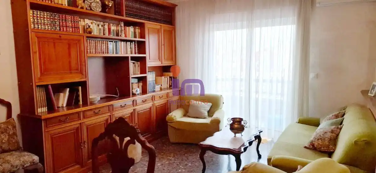 Flat with terrace for sale in Valdepeñas, imagen 3