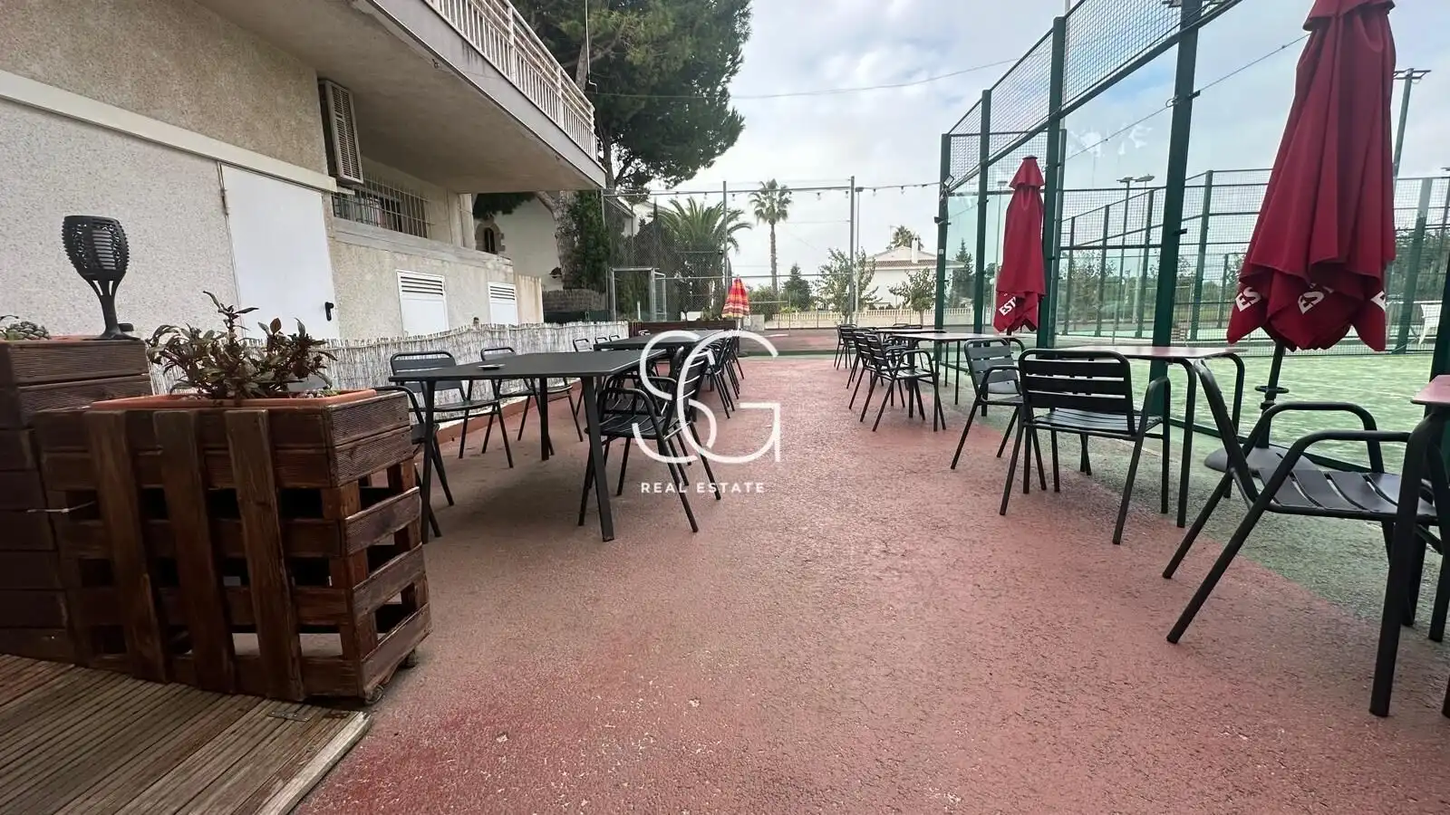Terrasse von Gebäude zum Verkauf in Creixell