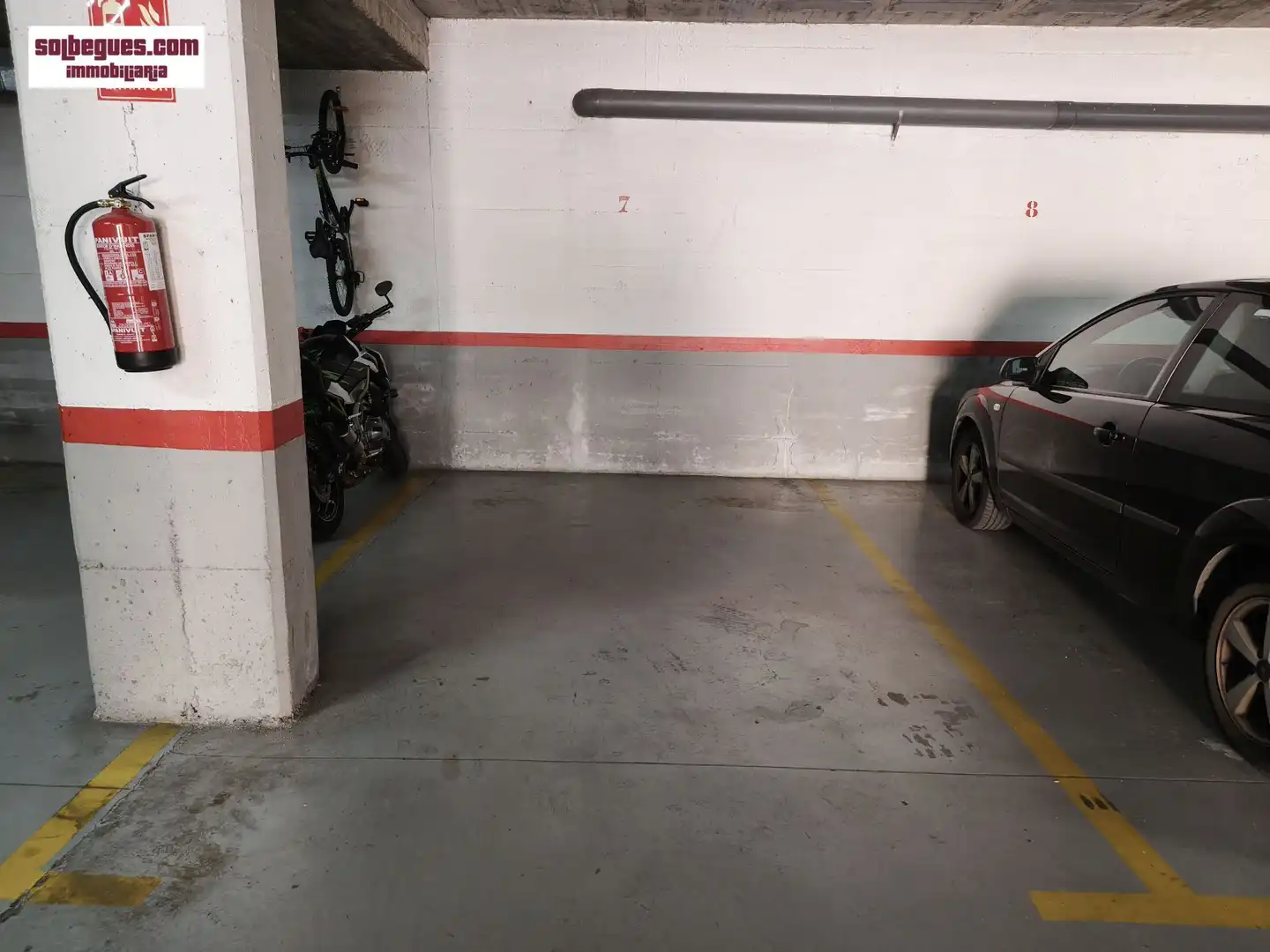 Parking de Piso en venta en Begues con Calefacción y Terraza
