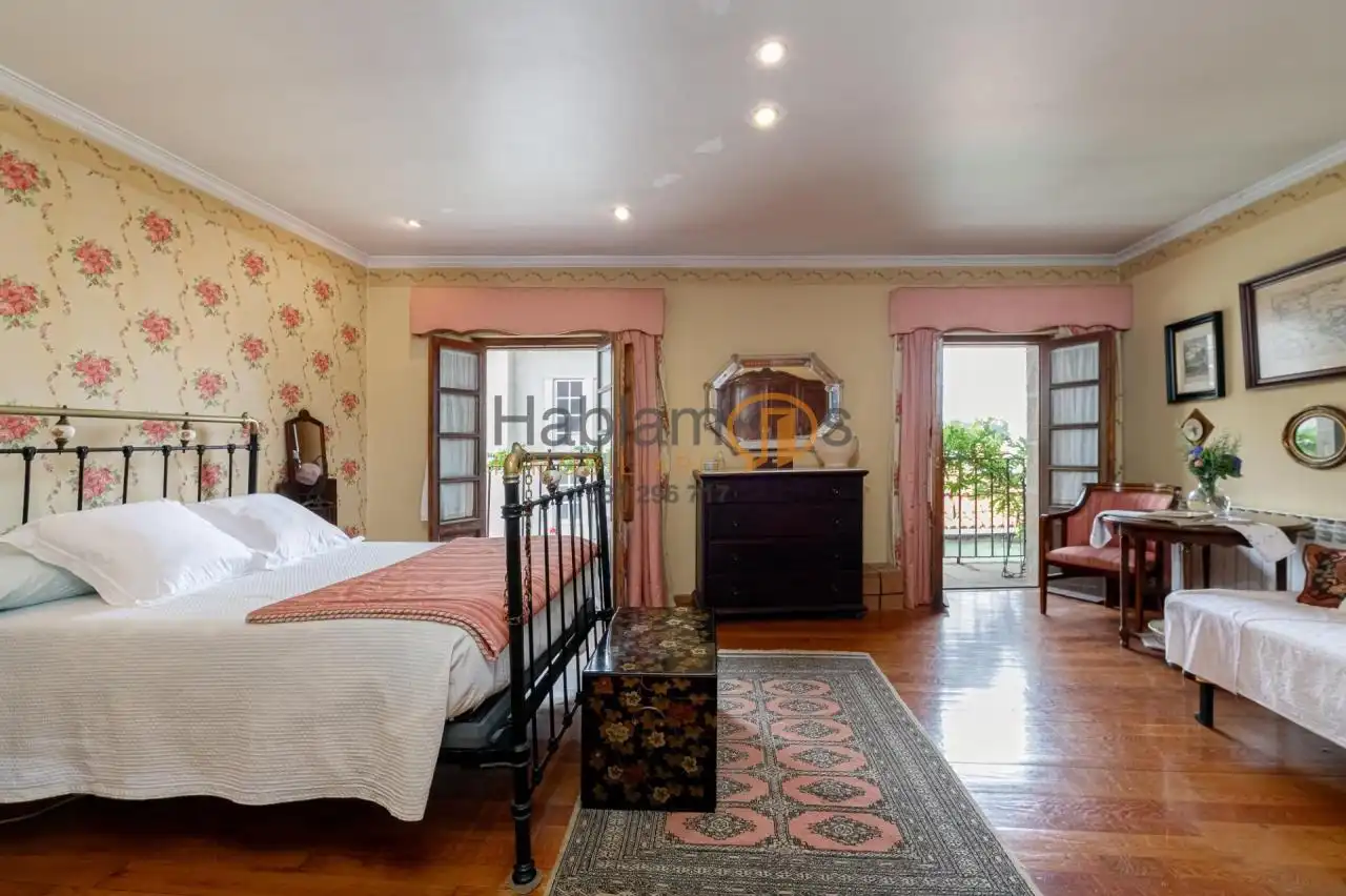 Habitación de Casa o chalet en venta en Vilagarcía de Arousa con Calefacción, Jardín privado y Terraza
