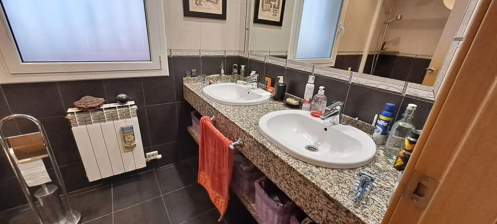 Baño de Casa o chalet en venta en Vallirana con Aire acondicionado, Calefacción y Terraza