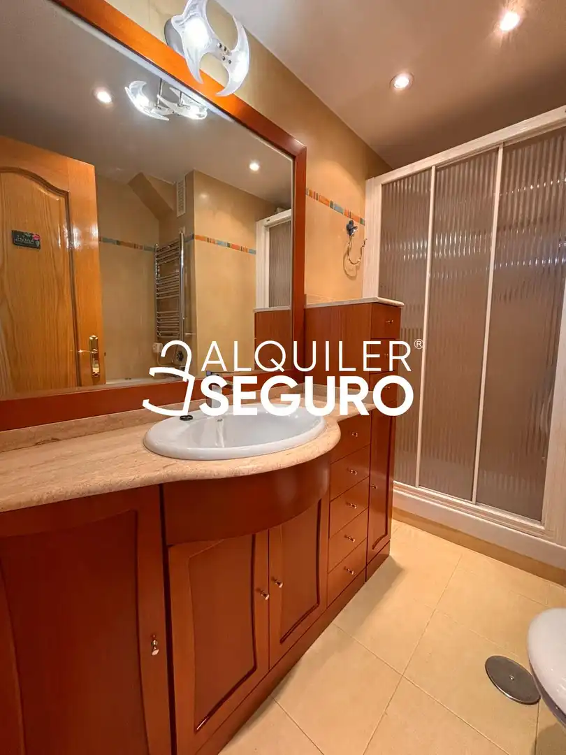 Piso con ascensor en alquiler en de Victor de la Serna, imagen 10