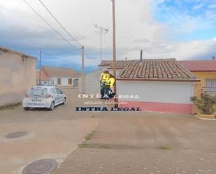 Vista exterior de Casa o xalet en venda en Robliza de Cojos amb Calefacció i Moblat