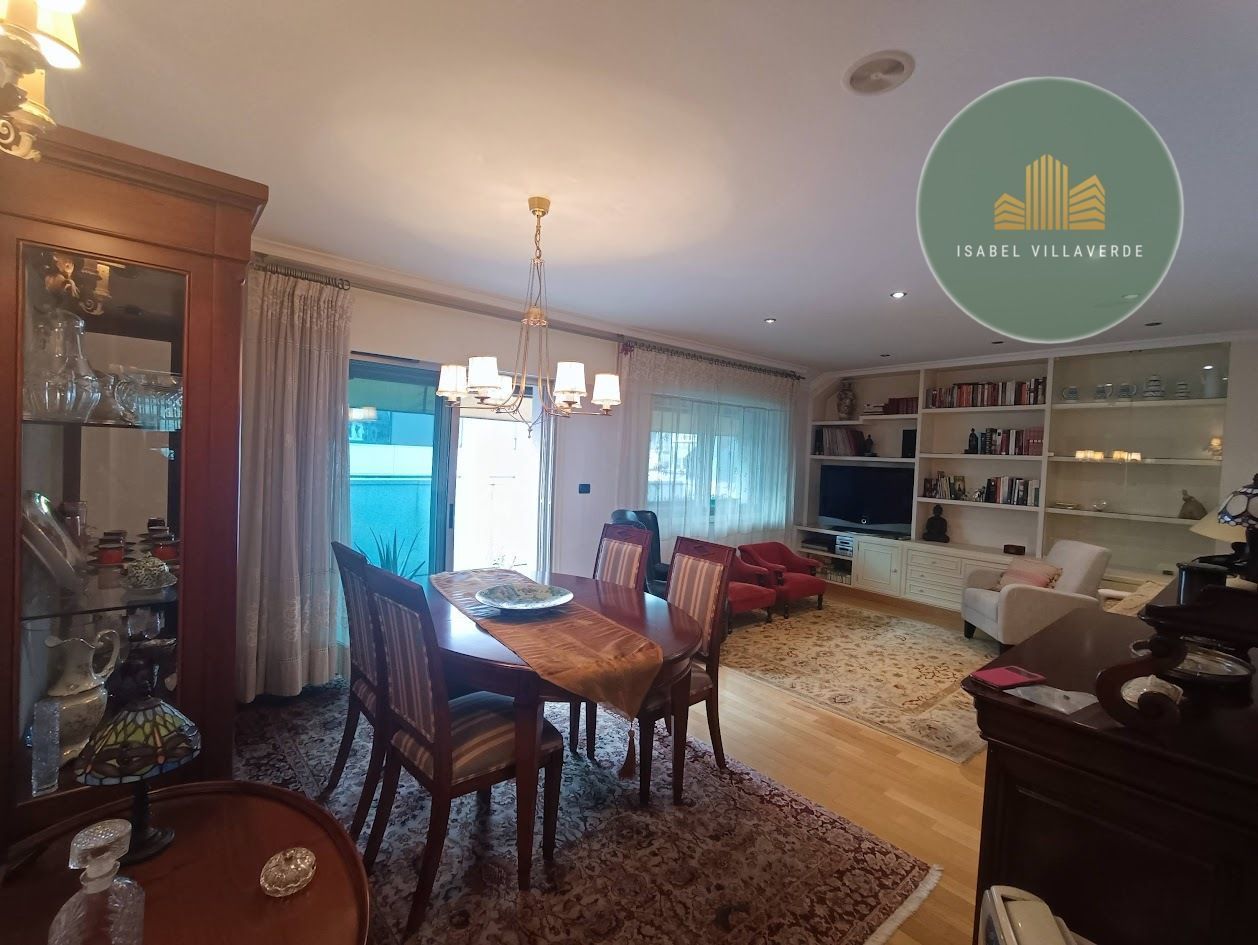 Sala d'estar de Àtic en venda en A Coruña Capital  amb Calefacció i Traster