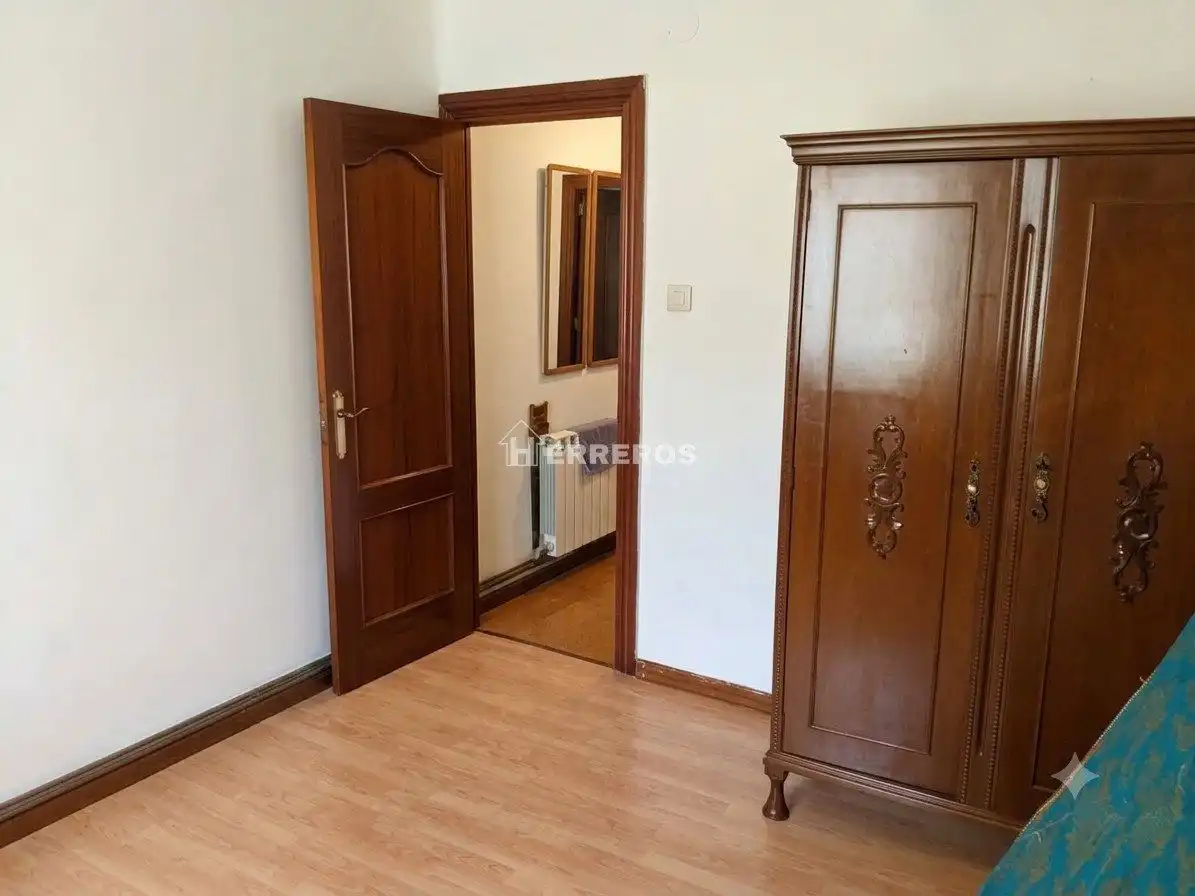 Habitación de Apartamento en venta en Navarrete con Calefacción, Parquet y Terraza
