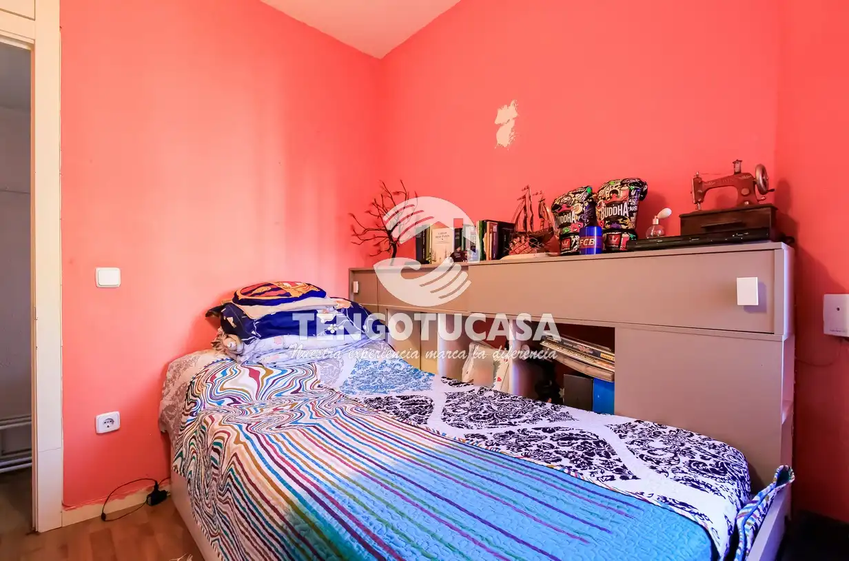 Piso en venta en Calle del Ángel de la Guarda, Canillejas