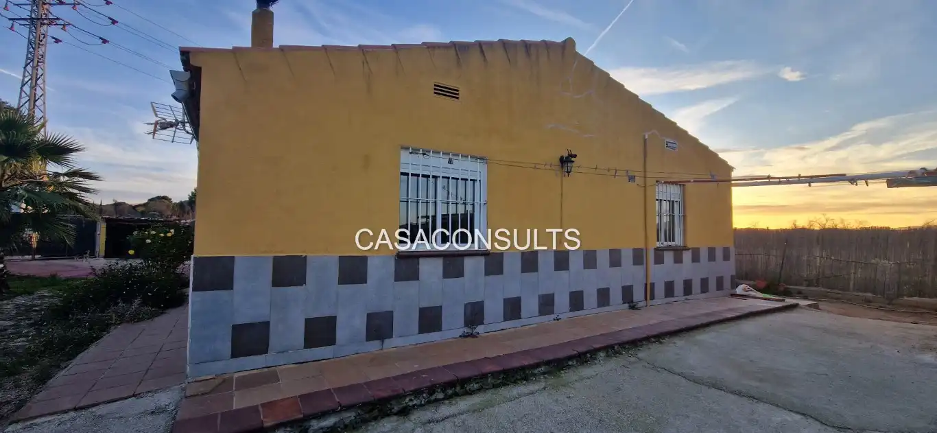 Vista exterior de Finca rústica en venda en Vilafamés amb Jardí privat, Terrassa i Traster