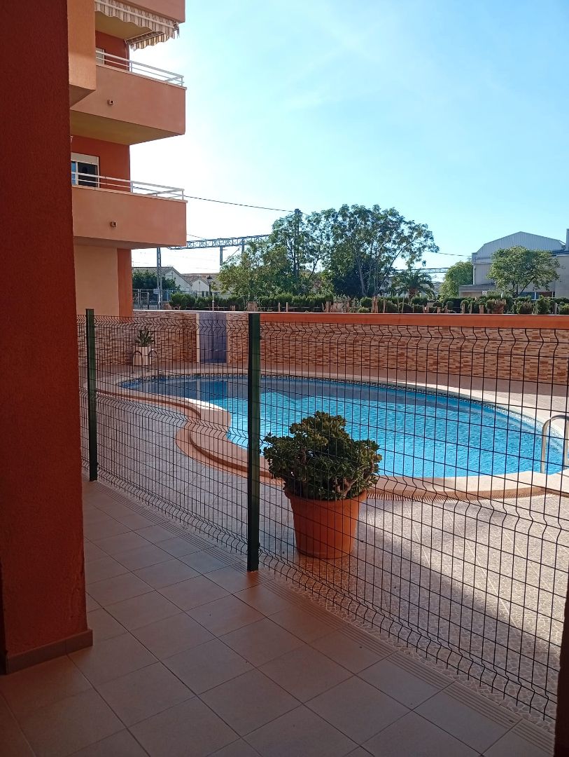 Piscina de Apartamento en venta en Oropesa del Mar / Orpesa con Amueblado, Horno y Lavadora