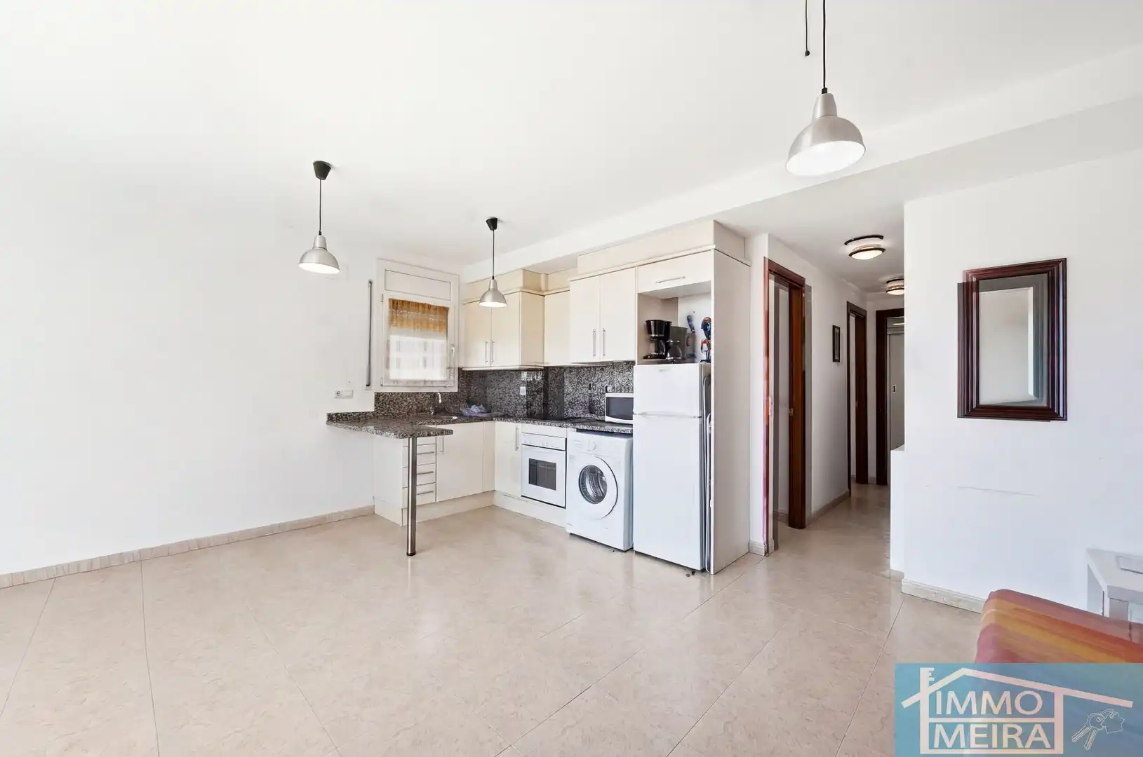 Cuina de Apartament en venda en Roses amb Calefacció i Terrassa