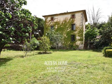 Chalet con piscina en venta en Centre