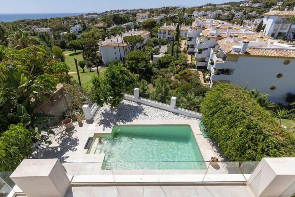 Casa con piscina en alquiler en Calahonda, imagen 2
