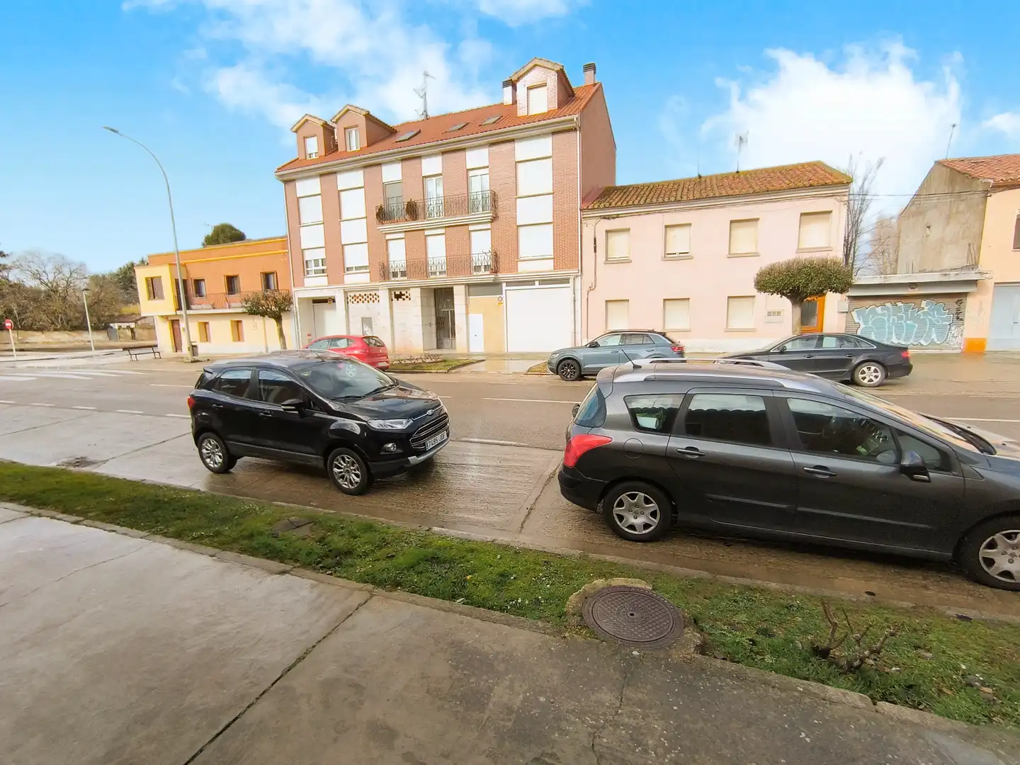 Vista exterior de Casa o chalet en venta en Venta de Baños con Jardín privado, Terraza y Trastero
