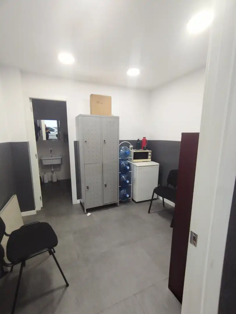 Local comercial en traspaso en Creu de Barberà - Sector Sud, imagen 11