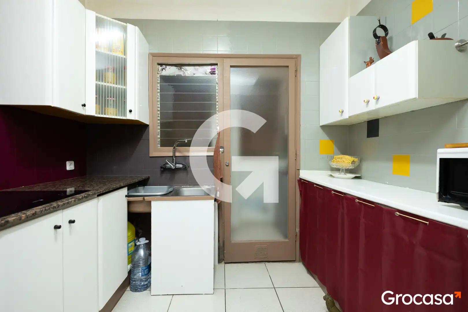 Kitchen of Flat for sale in Castelldefels  with Oven and Balcony