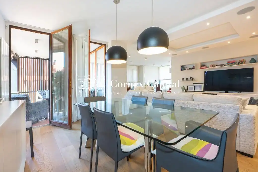 Comedor de Piso en venta en Barcelona con Aire acondicionado, Calefacción y Terraza