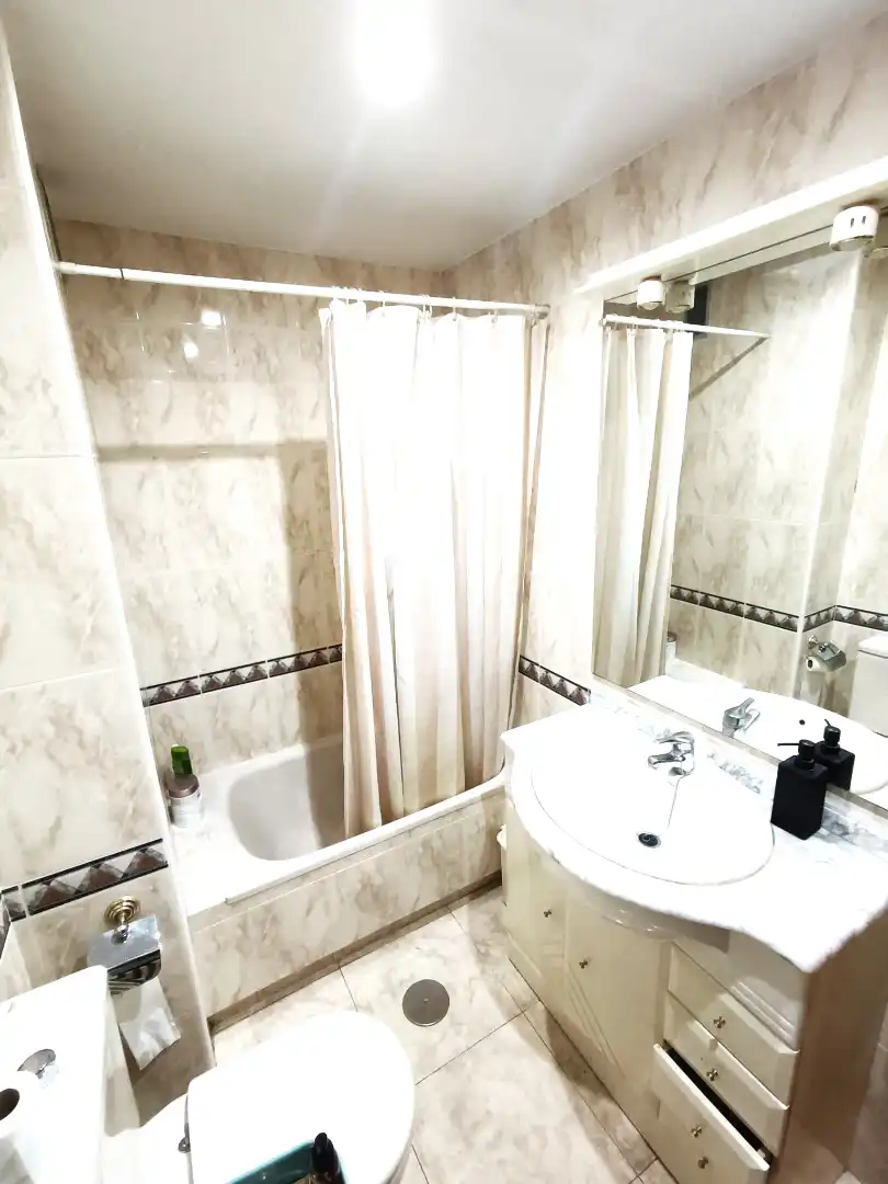 Badezimmer von Wohnung zur Miete in Murcia mit Klimaanlage, Heizung und Möbliert