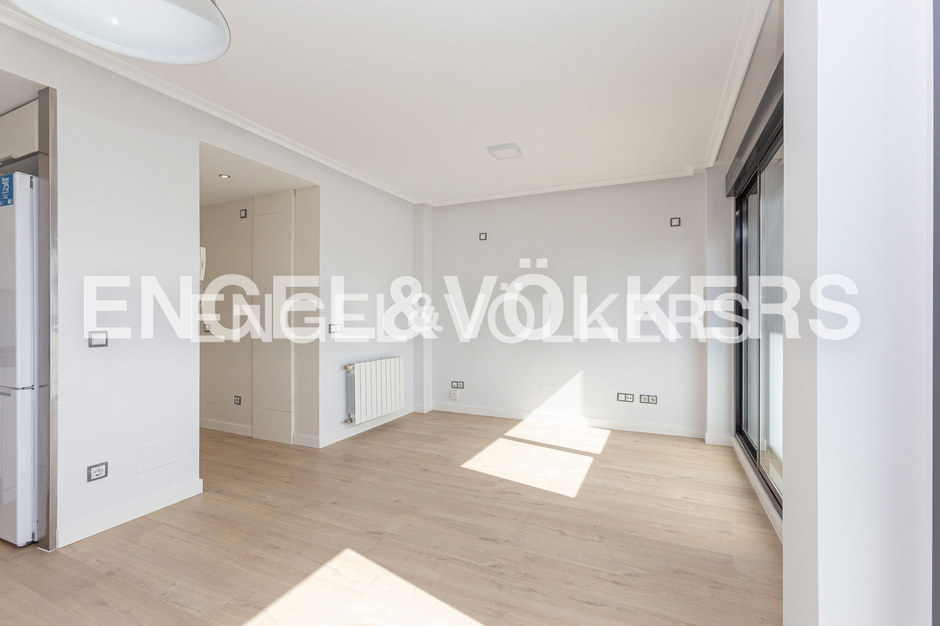 Living room of Apartment to rent in  Madrid Capital  with Air Conditioner, Heating and Parquet flooring