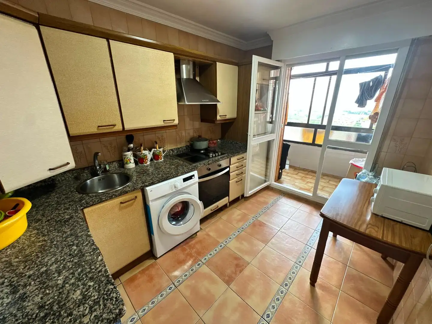 Cocina de Piso en venta en Santander con Terraza
