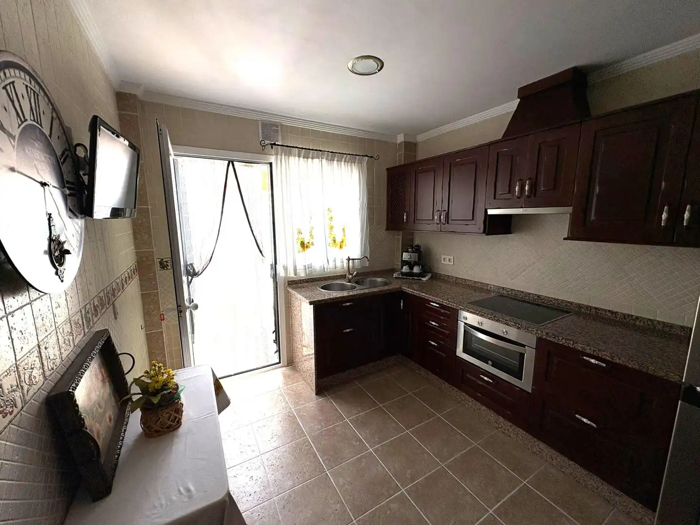 Kitchen of Houses for sale in Morón de la Frontera