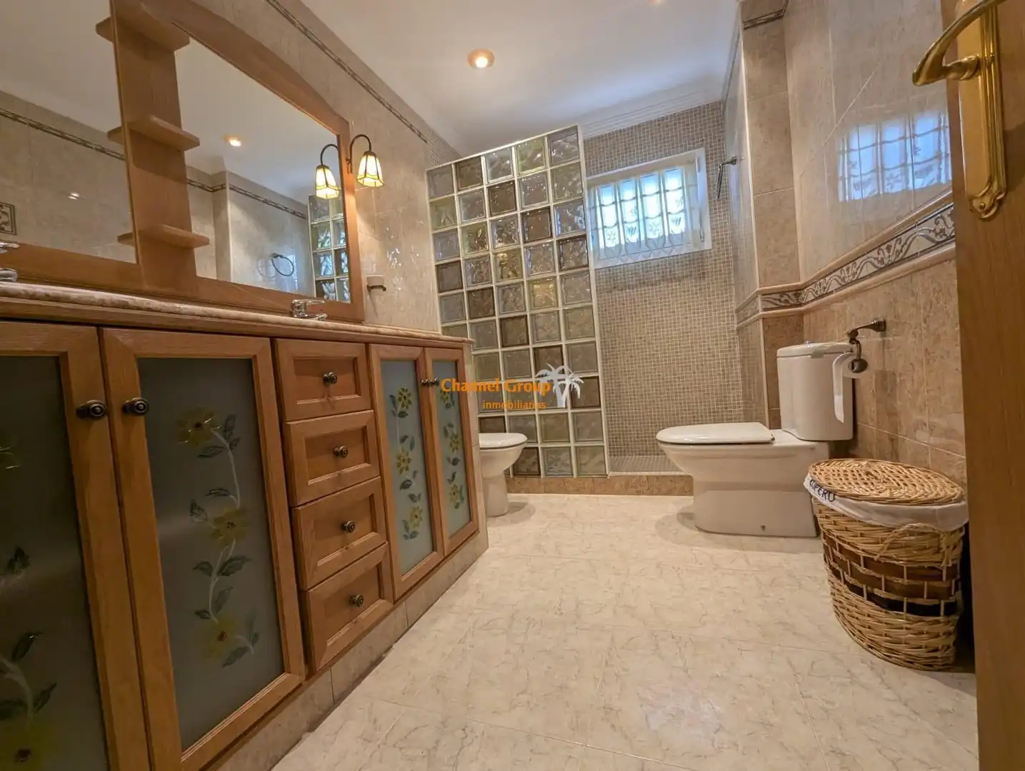 Baño de Casa o chalet en venta en Elche / Elx con Aire acondicionado, Jardín privado y Balcón