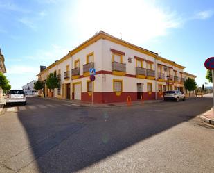 Vista exterior de Casa o xalet en venda en  Córdoba Capital amb Calefacció, Parquet i Balcó