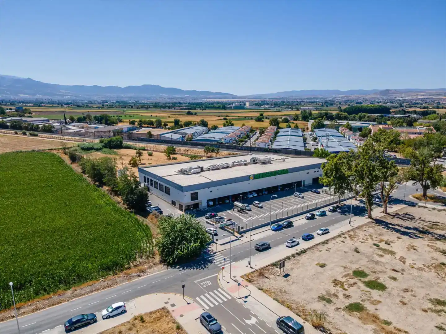 Vista exterior de Piso en venta en Granada con Jardín privado y Piscina