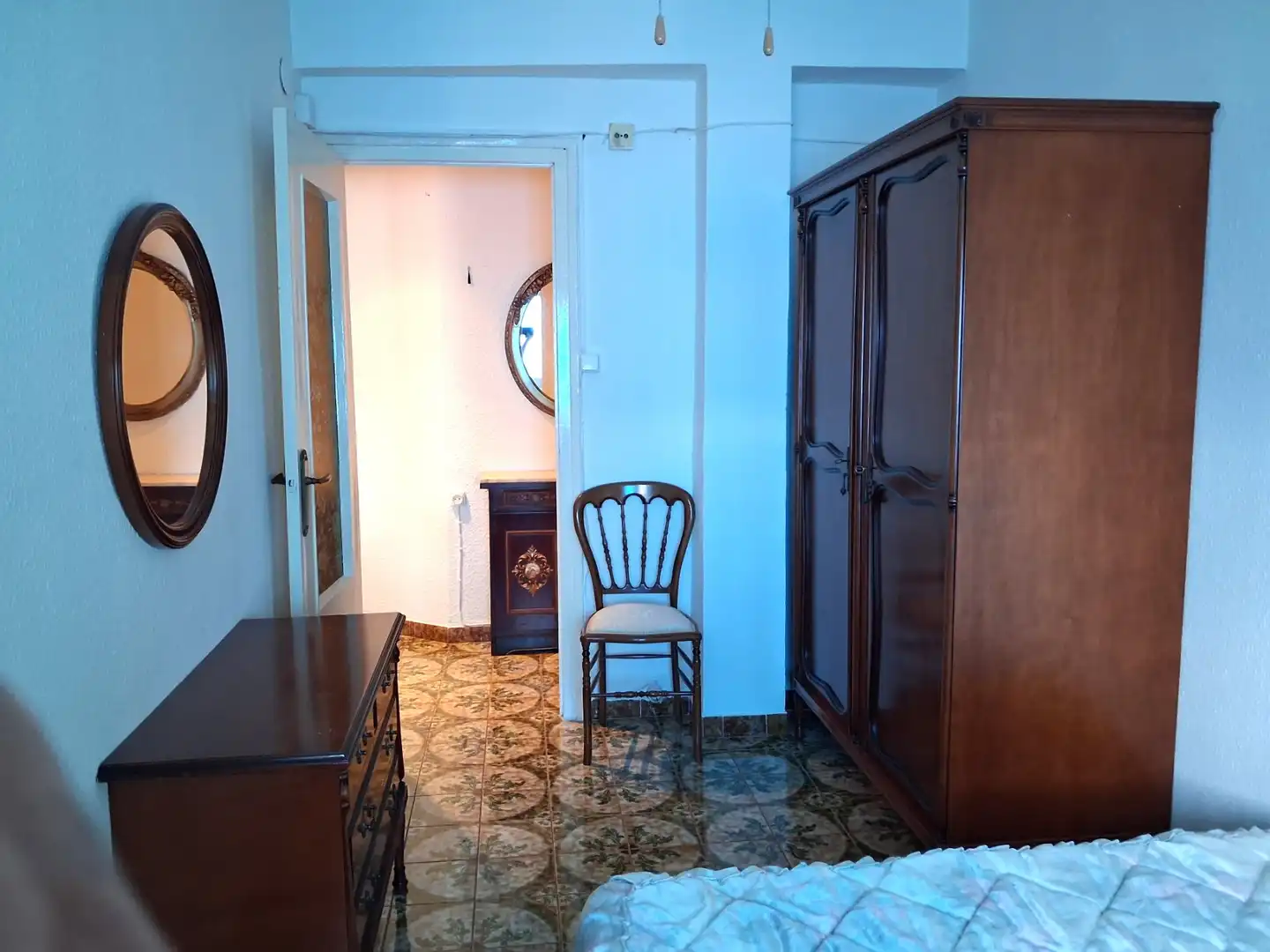 Bedroom of Flat for sale in Zaragoza  with Heating, Terrace and Furnished