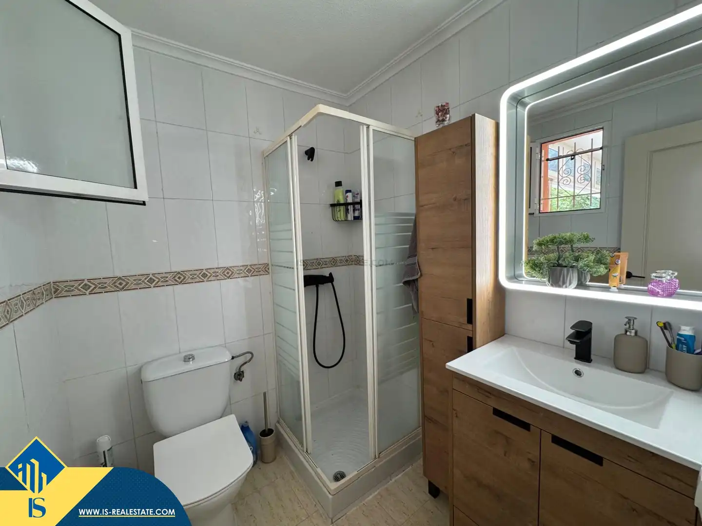Bany de Casa o xalet en venda en Torrevieja amb Aire condicionat, Terrassa i Traster