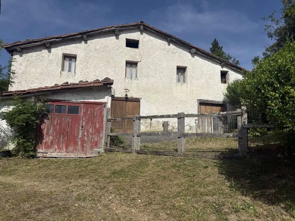 Außenansicht von Country house zum Verkauf in Arakaldo mit Abstellraum