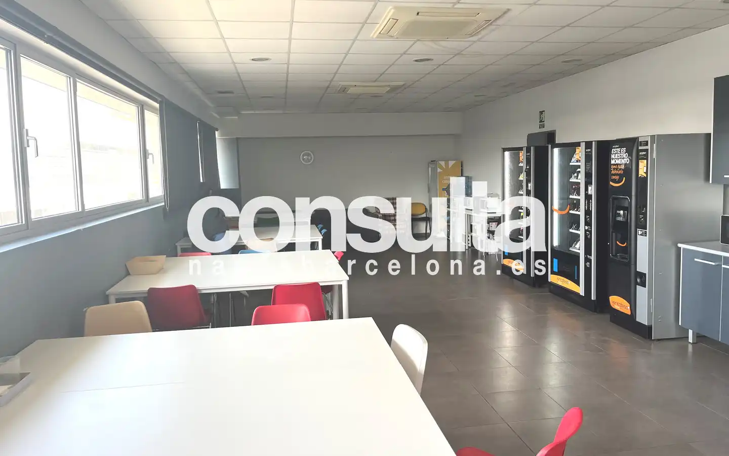 Nau industrial amb ascensor de lloguer a Carrer de la Física 17, imagen 10