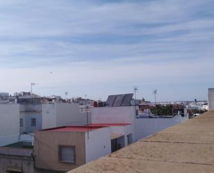 Exterior view of Single-family semi-detached for sale in Chiclana de la Frontera  with Parquet flooring and Terrace