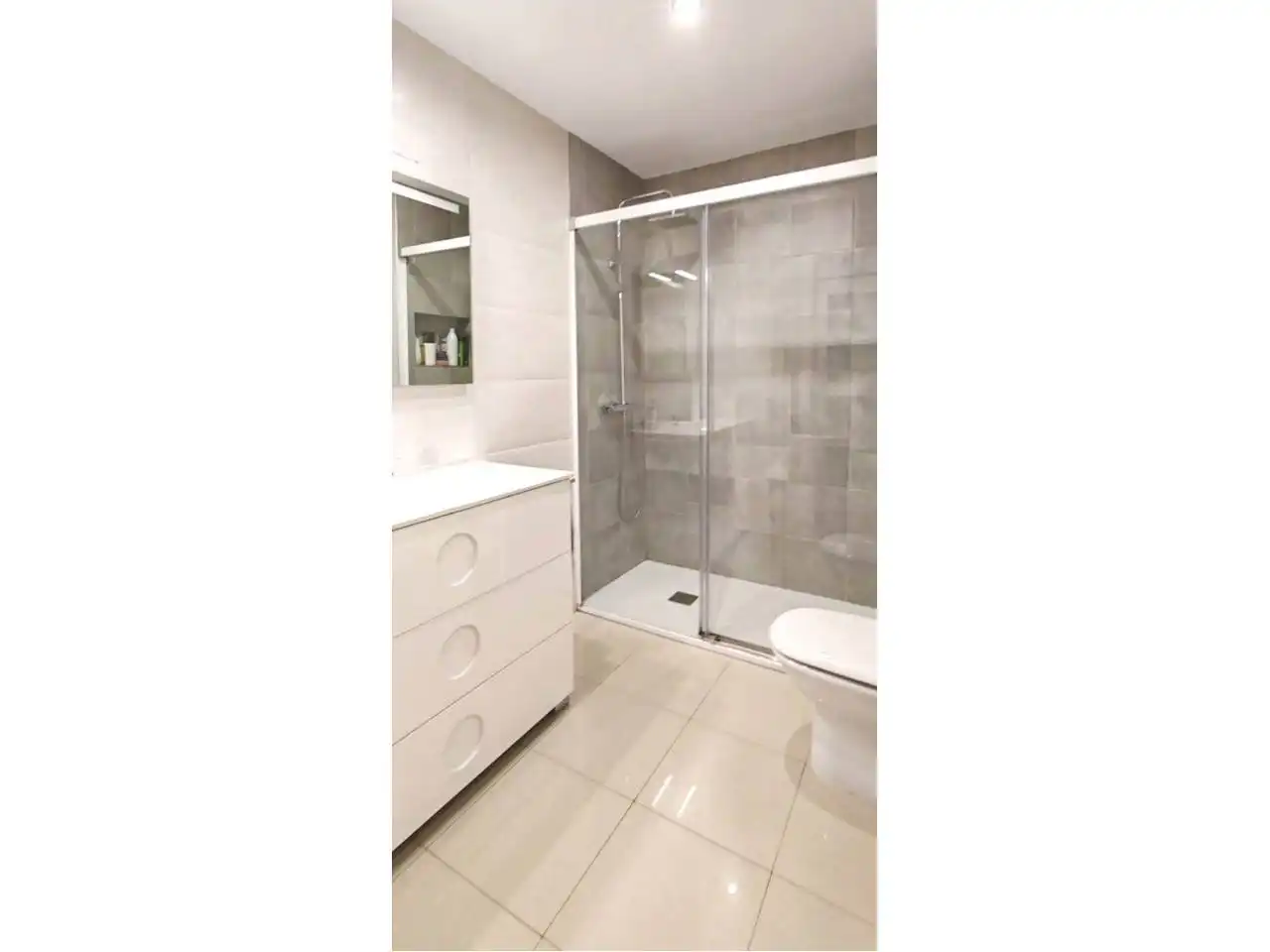 Baño de Casa o chalet en venta en Sarrià de Ter con Aire acondicionado, Calefacción y Jardín privado