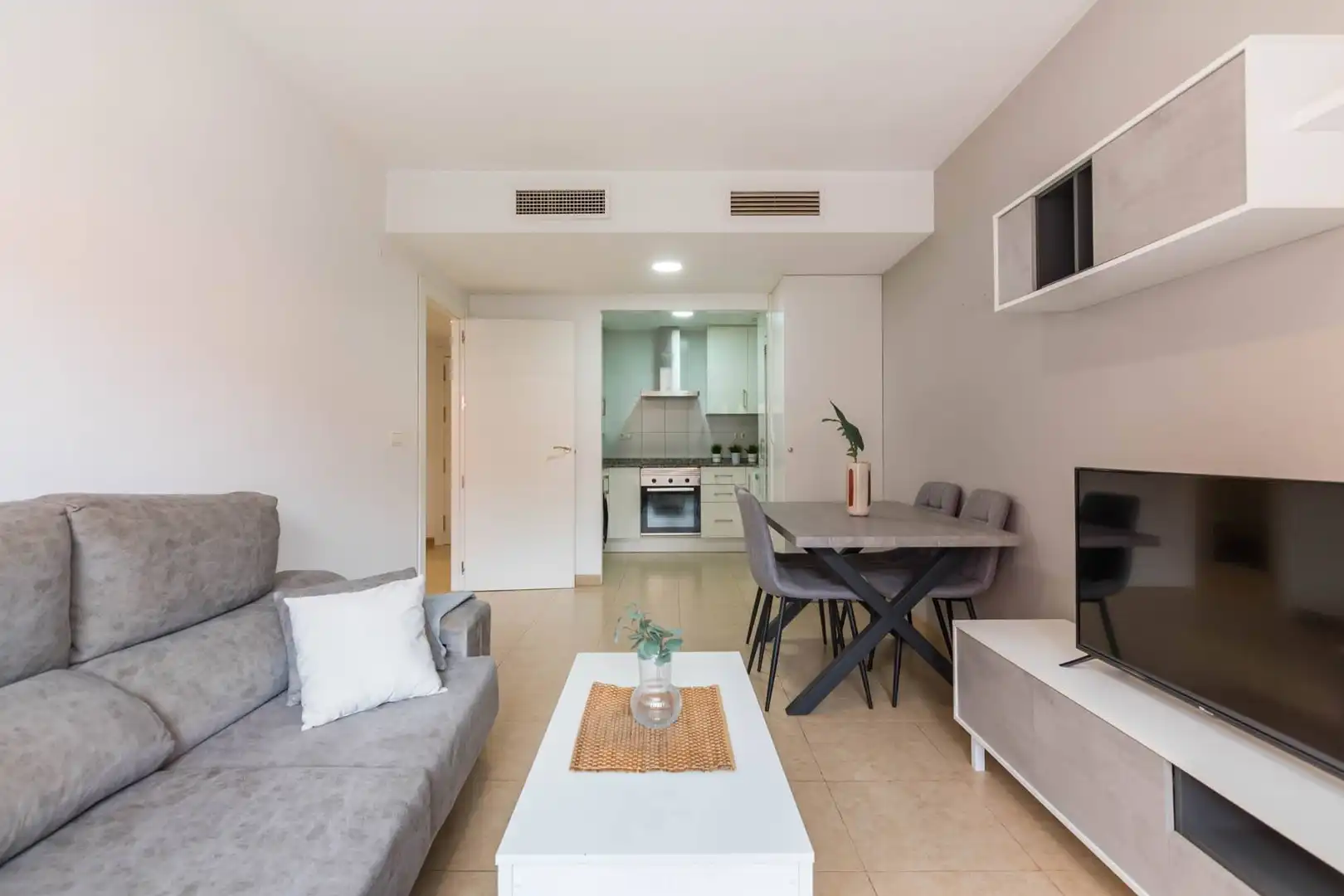 Living room of Apartments for sale in Murcia  with Air Conditioner, Storage room and Furnished