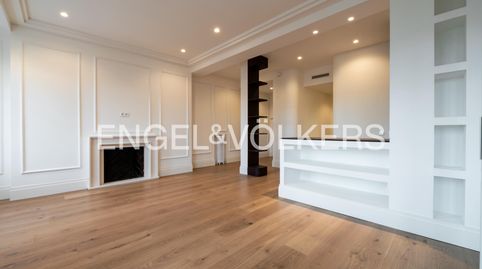 Foto 2 de Piso en venta en Ríos Rosas - Nuevos Ministerios, Madrid Capital