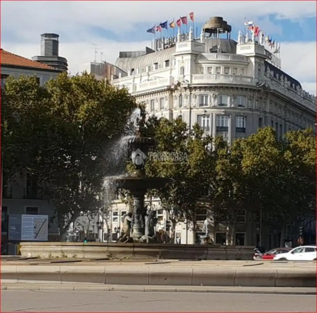 Vista exterior de Piso en venta en Madrid con Aire acondicionado, Calefacción y Parquet