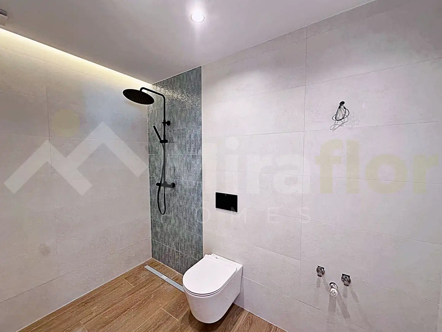 Bathroom of Houses for sale in Dénia  with Air Conditioner, Heating and Private garden