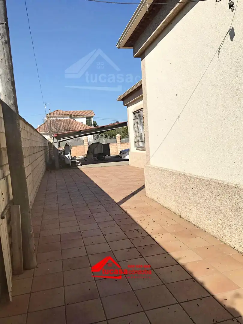 Casa rustica con piscina in vendita a Periurbano Oeste - Sierra, imagen 4